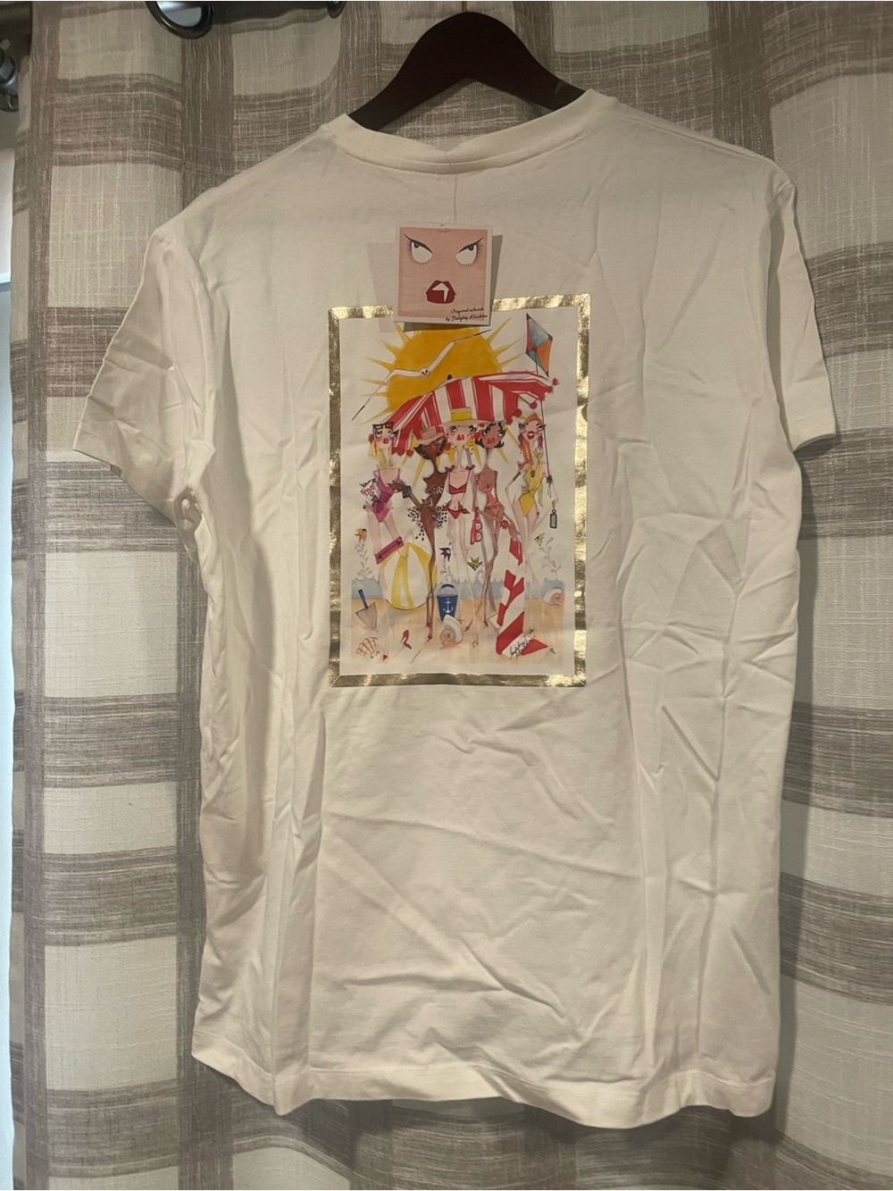 Badgley Mischka White Tee with Pink Face Tag and Red Lips